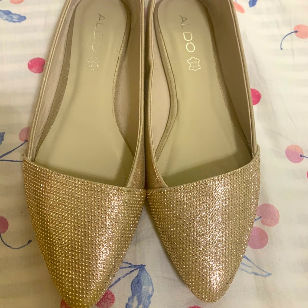 Champagne blingy Aldo flats